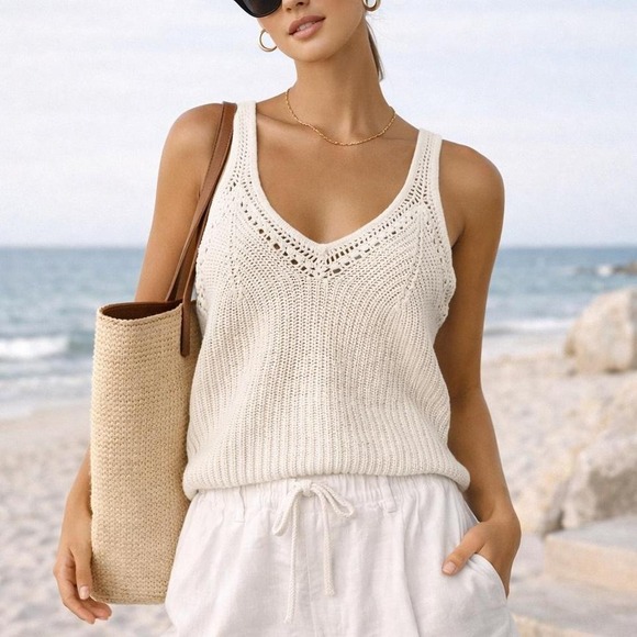 Abercrombie & Fitch Tops - Abercrombie & Fitch cream crochet knit tank